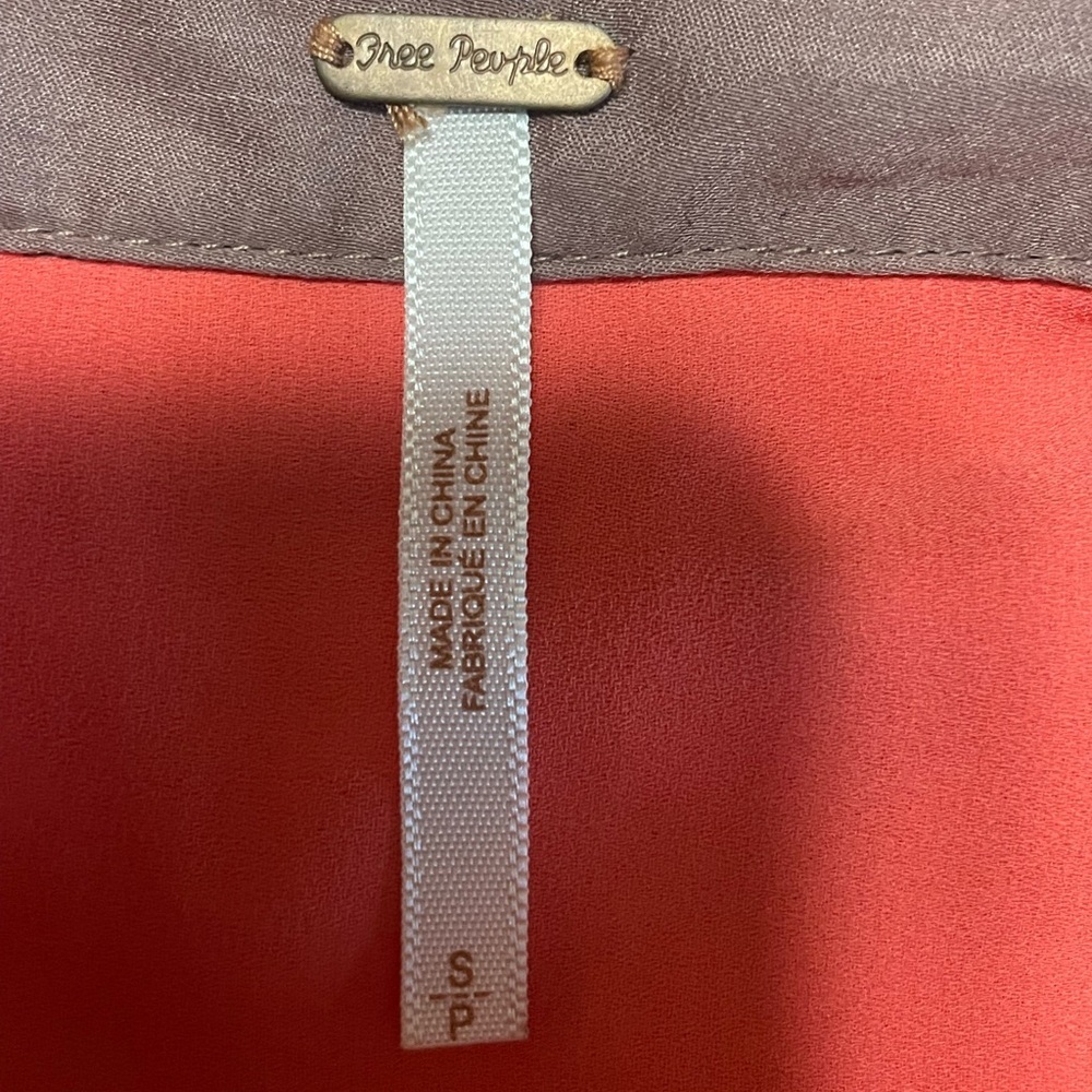 Free People Coral Silky Button Up Long Sleeve Shirt Brown Trim Oversized Small - Picture 2 of 7